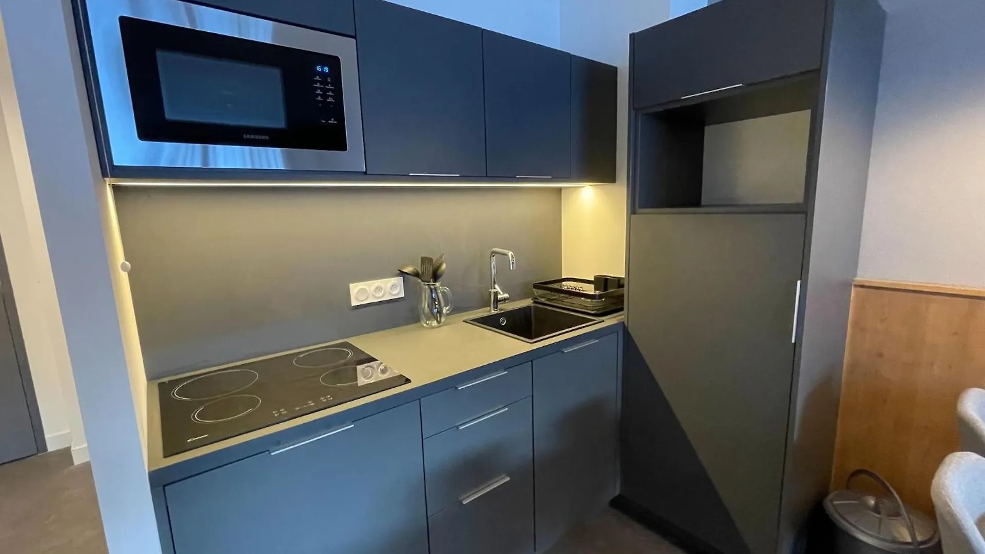 New Apartments By The Slopes In L'ألب دويز